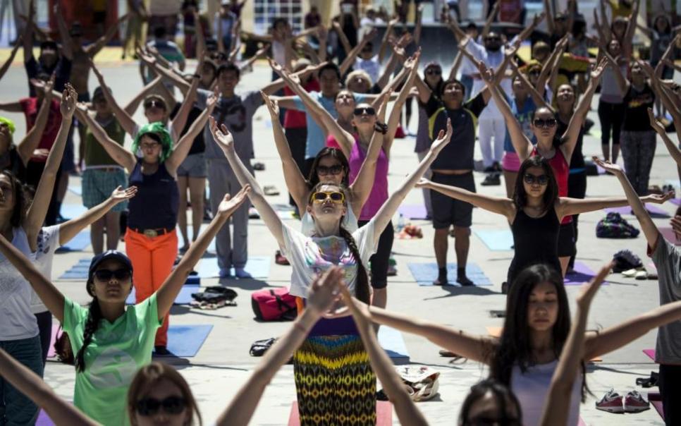 Is It Wrong For Christians To Practice Yoga Religion Professor Says Poses Are Offerings To Hindu Gods Christian Daily